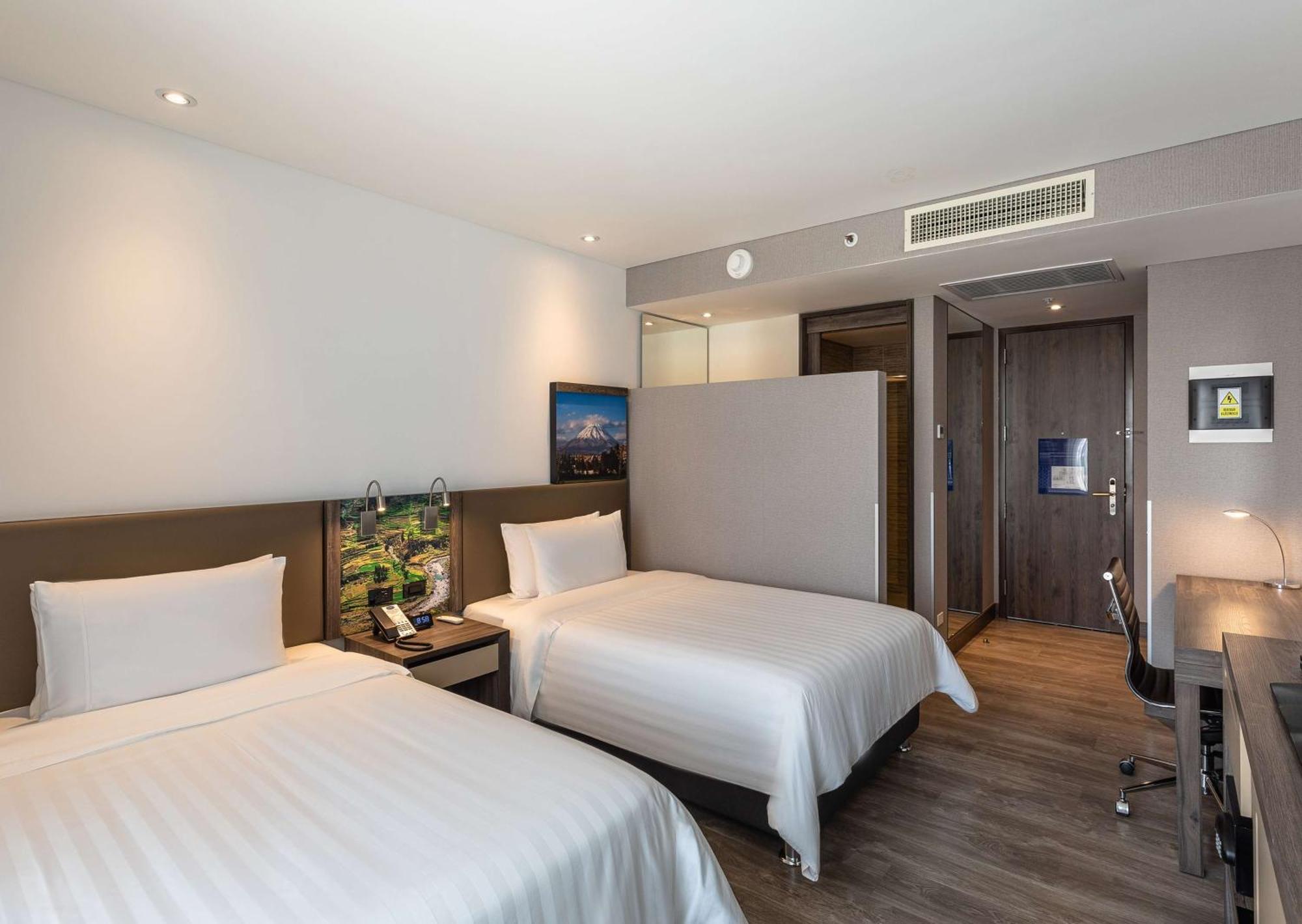 Hampton By Hilton Arequipa Hotel Exterior foto